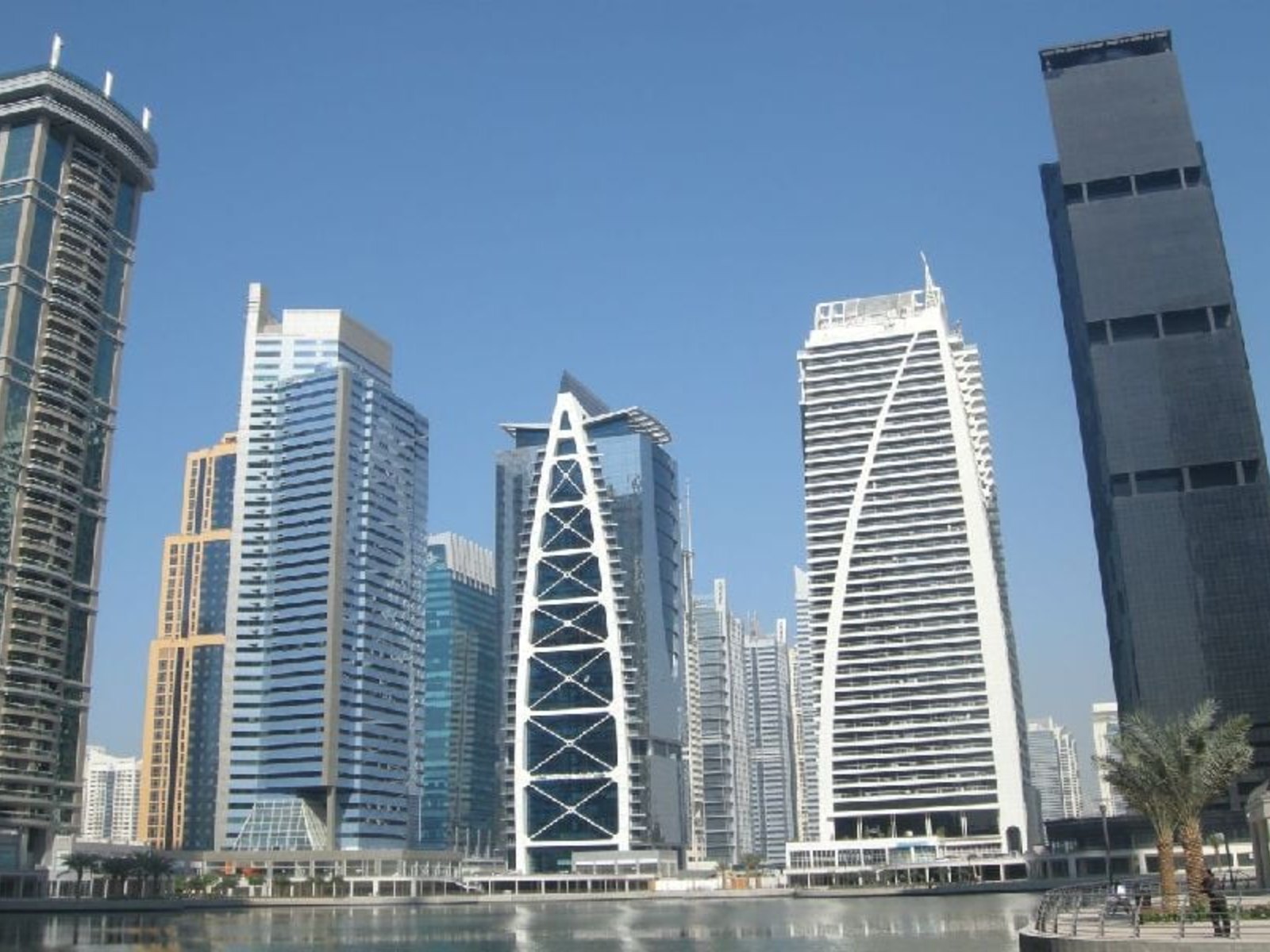 1 Lake Plaza JLT office tower – JLT Cluster T