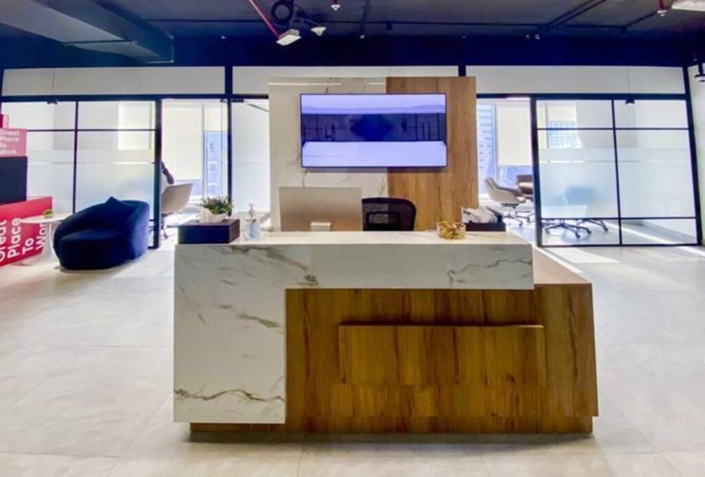 Full floor office for rent in I Rise Tower, Barsha Heights (Tecom)