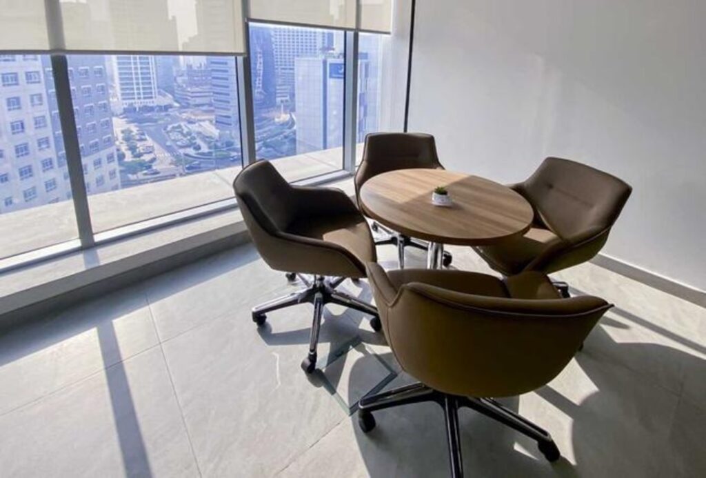 Full floor office for rent in I Rise Tower, Barsha Heights (Tecom)