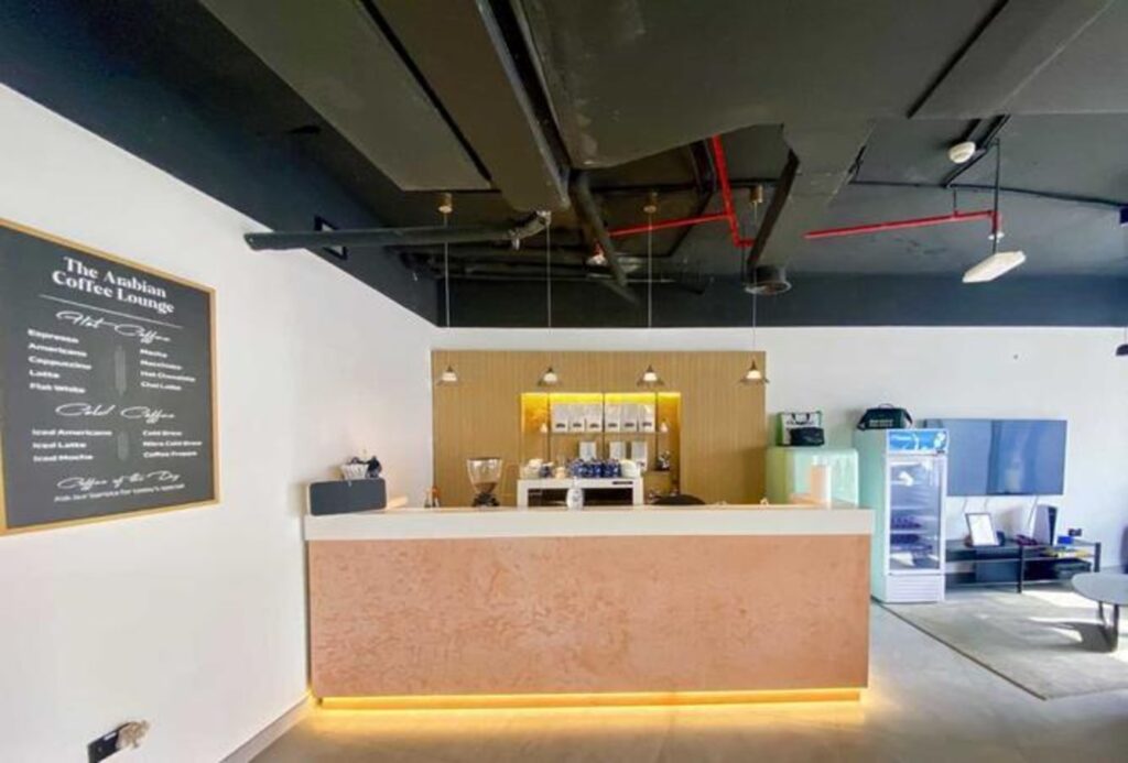Full floor office for rent in I Rise Tower, Barsha Heights (Tecom)