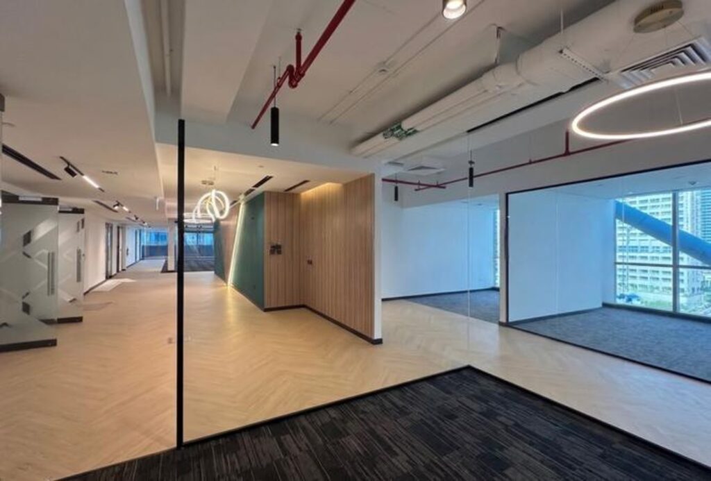 Office floor for rent in Indigo Icon, JLT