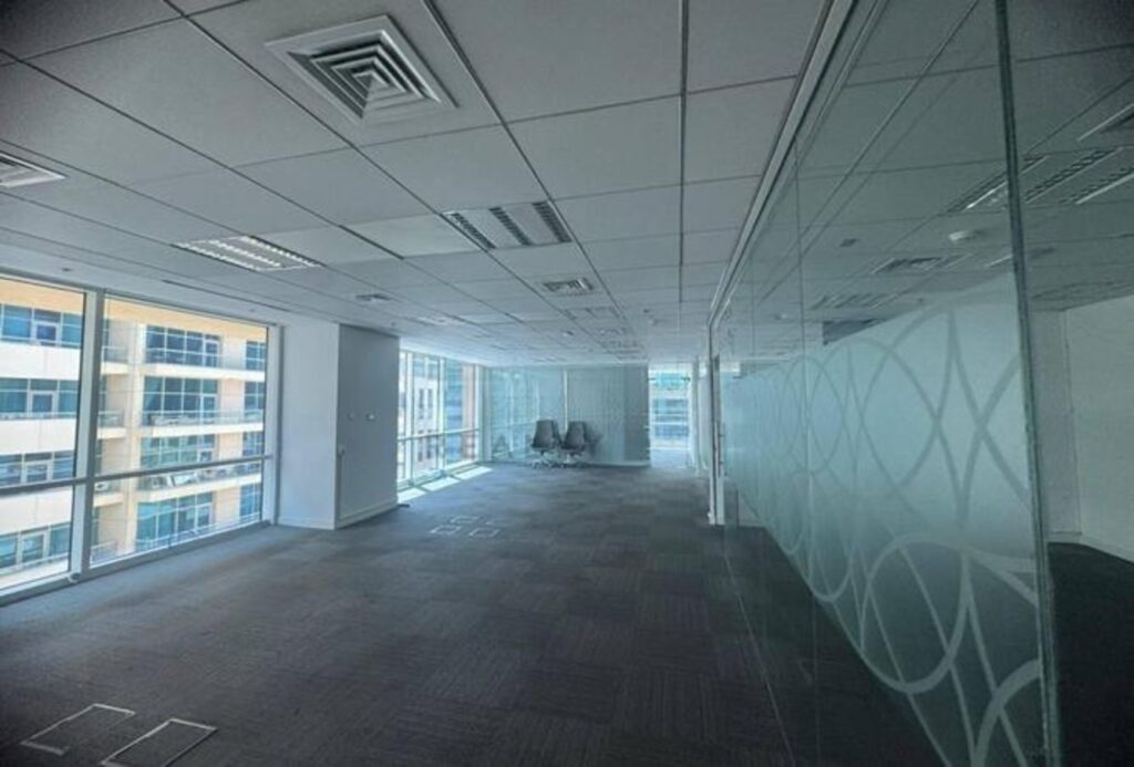 Furnished office for rent in Bay Square Building 10, Business Bay
