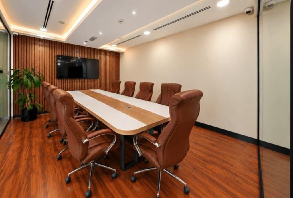Furnished office for rent in Bay Square Building 11, Business Bay