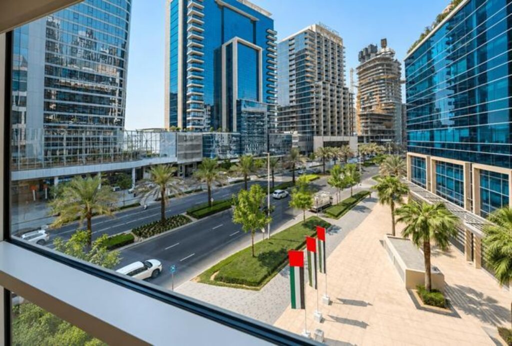 Furnished office for rent in Bay Square Building 11, Business Bay