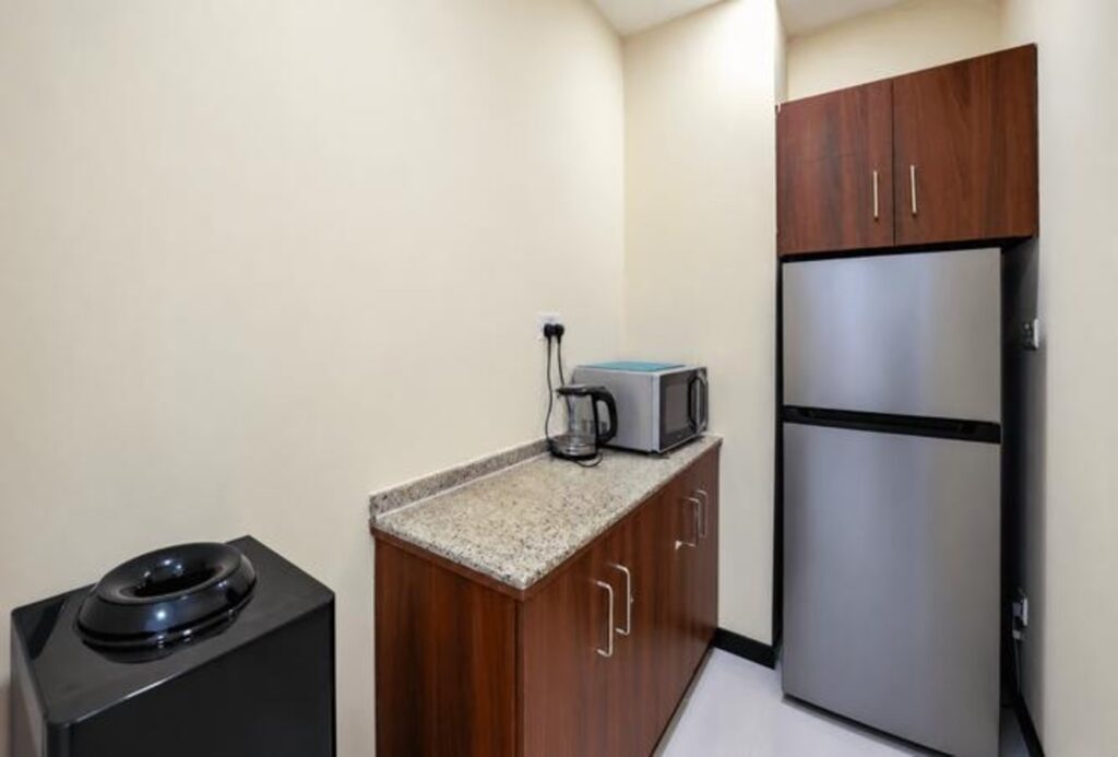 Furnished office for rent in Bay Square Building 11, Business Bay