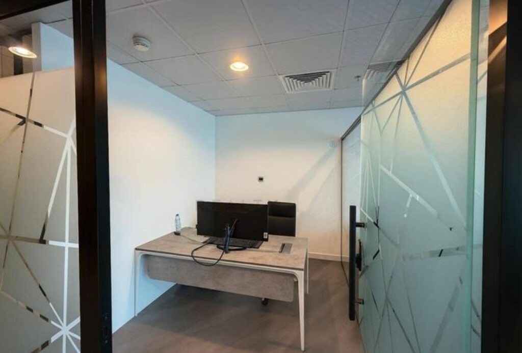 Office for rent in Bay Square Building 12, Business Bay