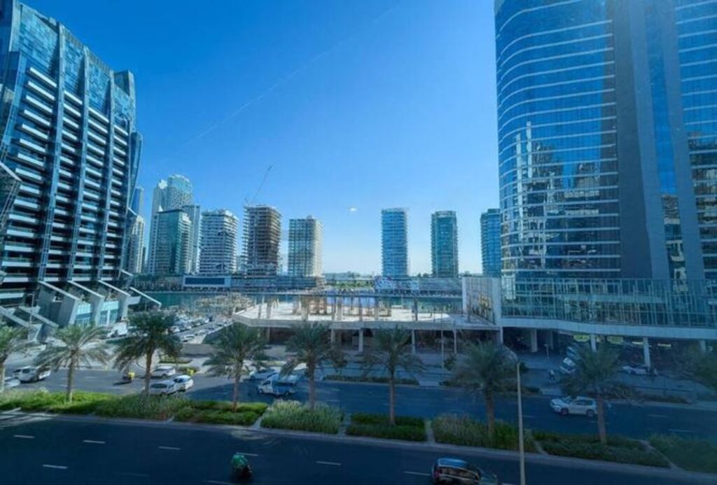 Office for rent in Bay Square Building 12, Business Bay