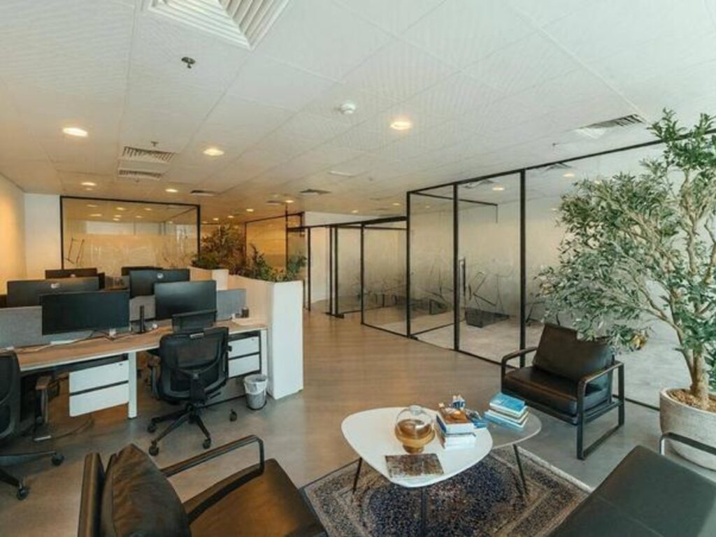 Office for Rent in Bay Square Building 12, Dubai - reception and layout
