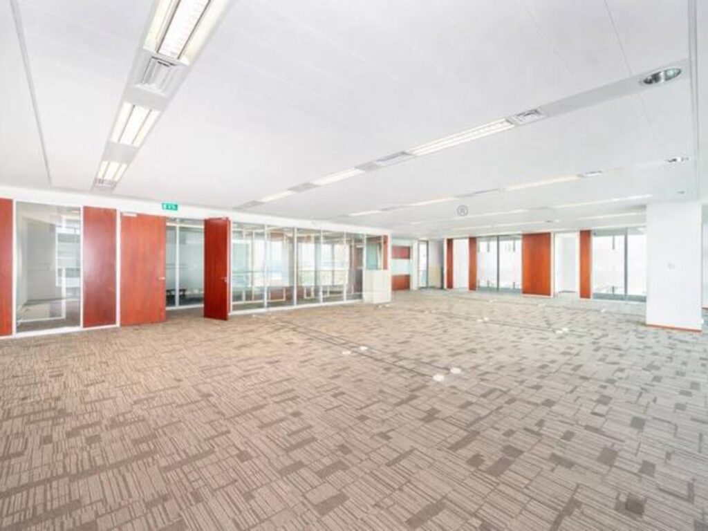 Office for Rent in Emaar Business Park Building 1, Dubai - reception and layout