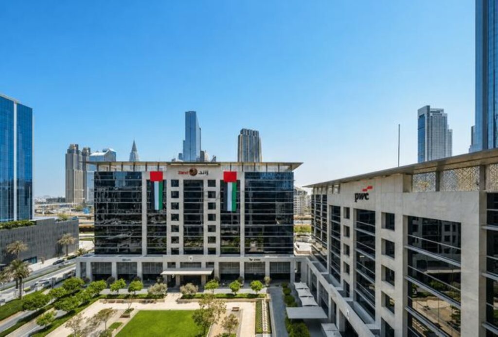 High-end office for rent in Emaar Square Building 4, Downtown Dubai