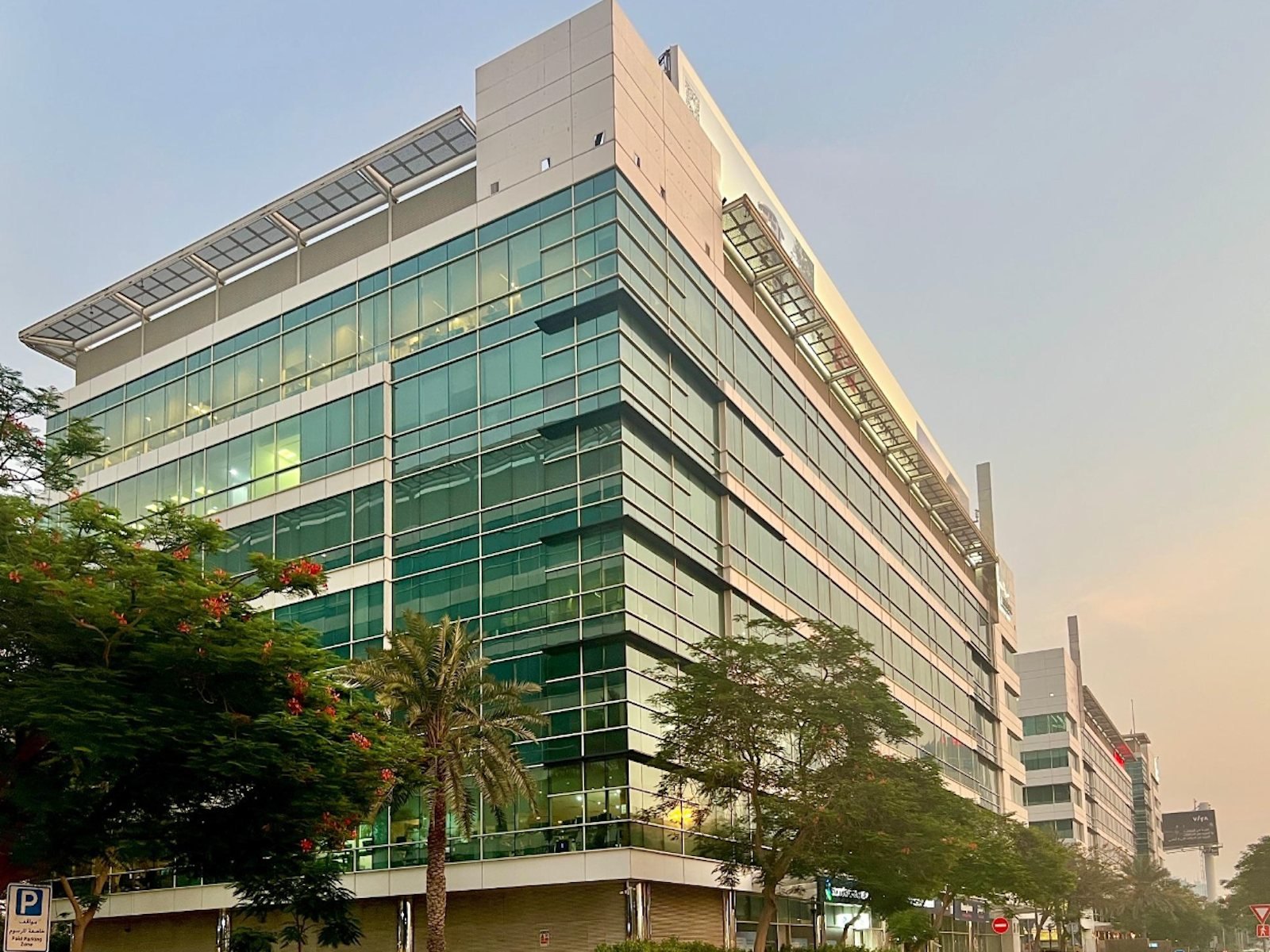 Office for Rent in Emaar Business Park Building 3, Dubai - reception and layout