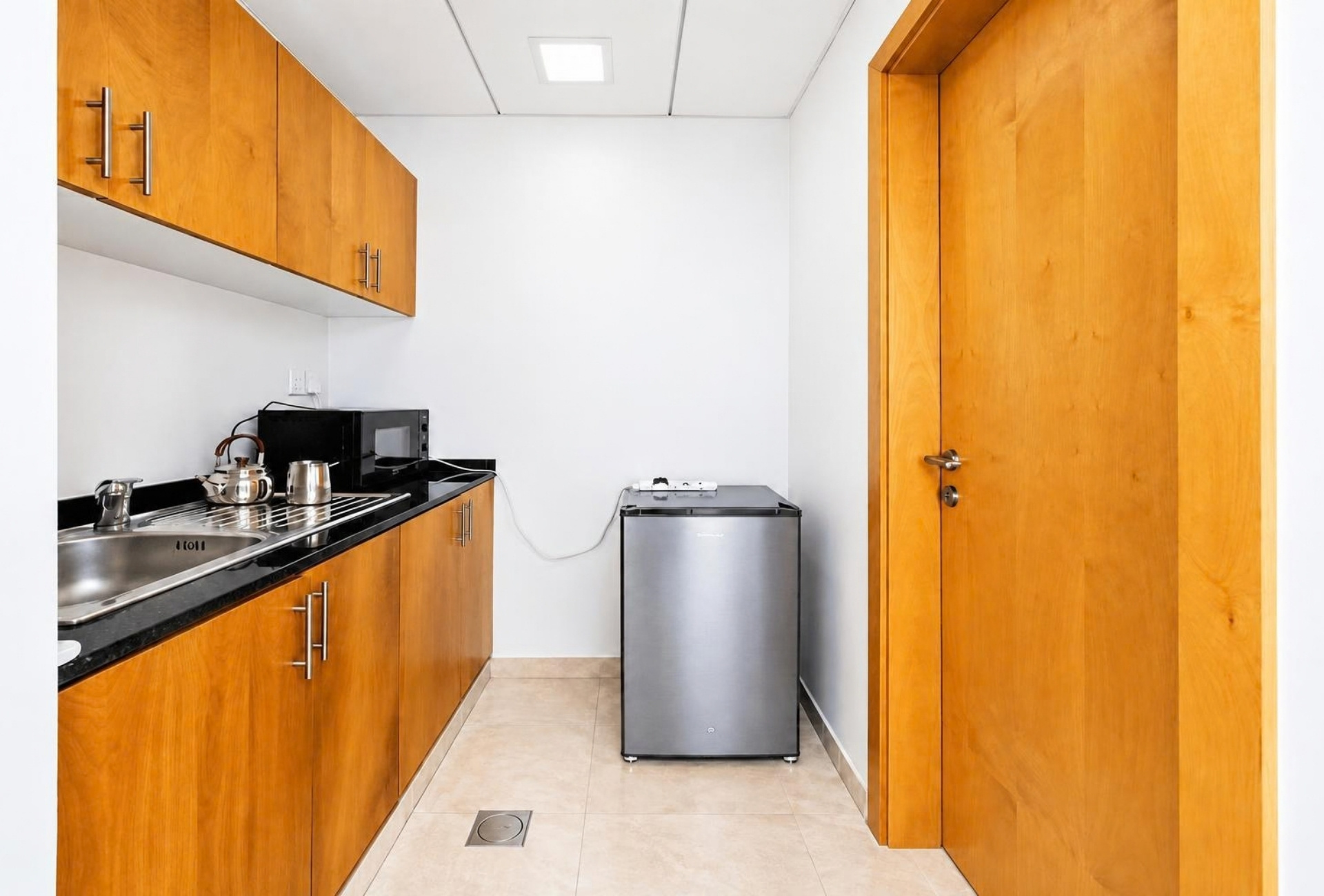 Pantry in furnished office, Jumeirah Bay X2, JLT