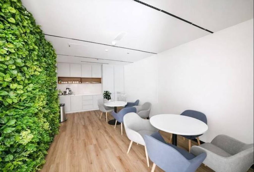Luxury fitted office for rent in Marina Plaza, Dubai Marina