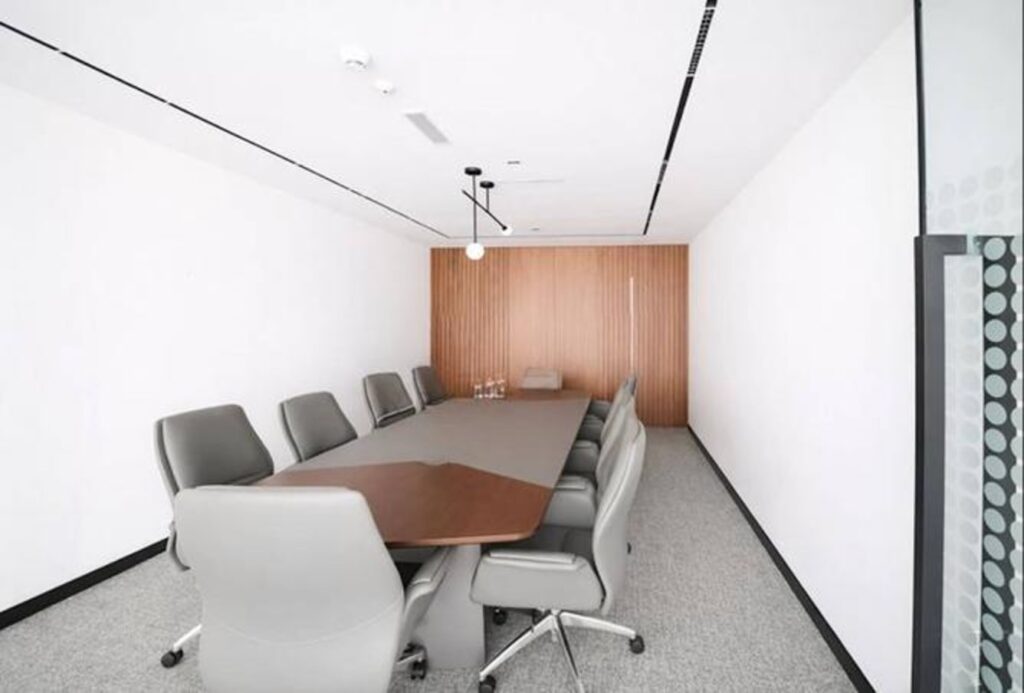 Luxury fitted office for rent in Marina Plaza, Dubai Marina