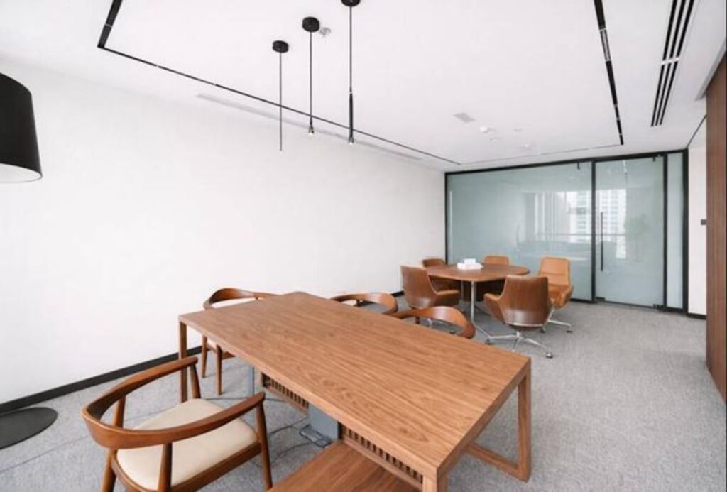 Luxury fitted office for rent in Marina Plaza, Dubai Marina