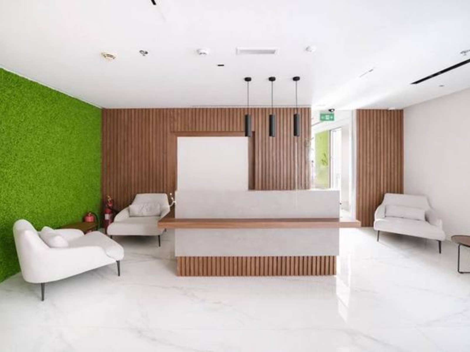 Office for Rent in Marina Plaza, Dubai - reception and layout