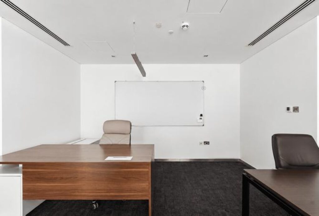 Office for rent in Marina Plaza, Dubai Marina