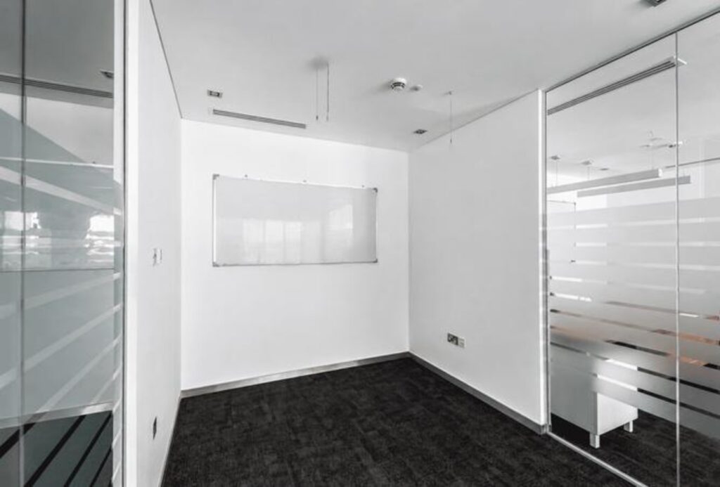 Office for rent in Marina Plaza, Dubai Marina