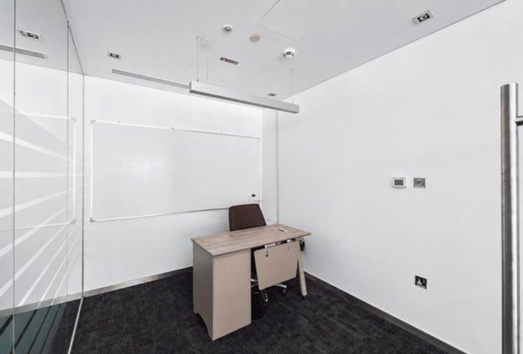 Office for rent in Marina Plaza, Dubai Marina