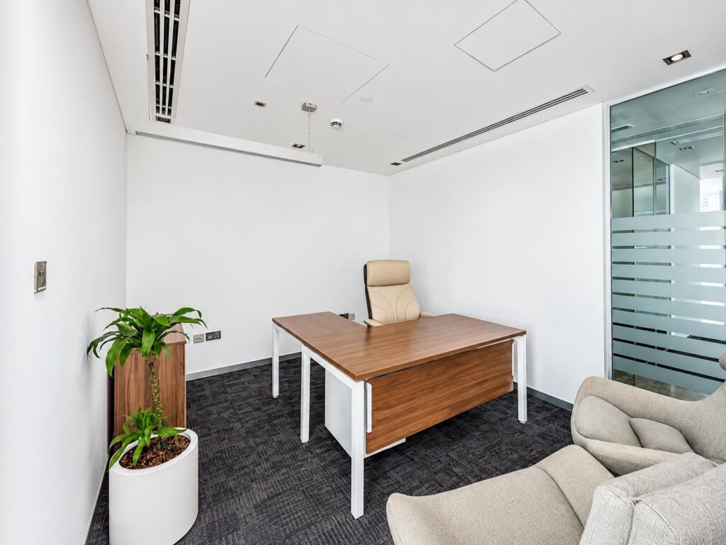 Office for rent in Marina Plaza, Dubai Marina