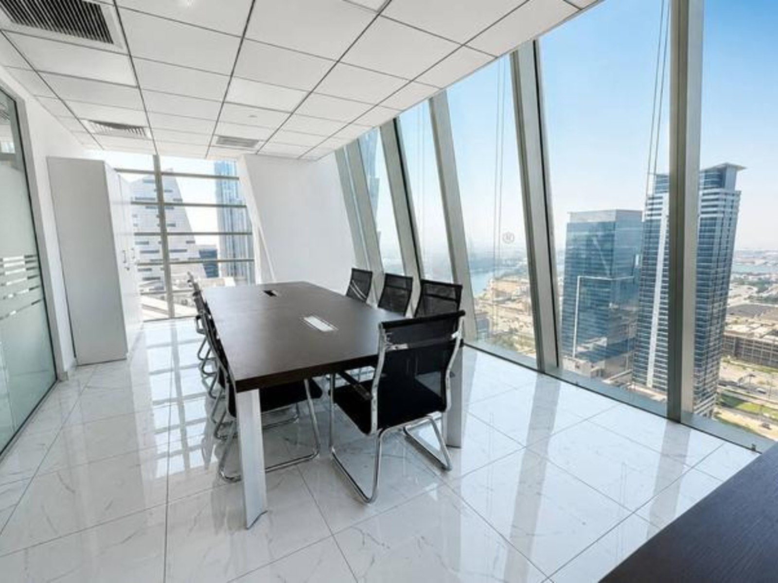 Office for Rent in The Prism, Dubai - reception and layout