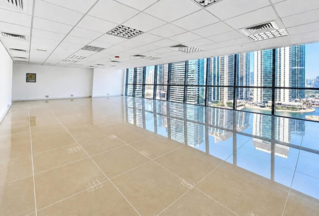 Office floor in Tiffany Tower, Cluster W, JLT