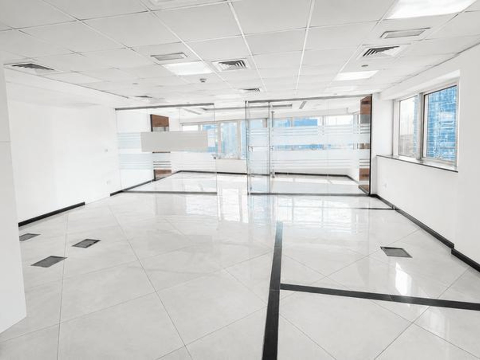 Office for Rent in Westburry Tower 1, Dubai - reception and layout