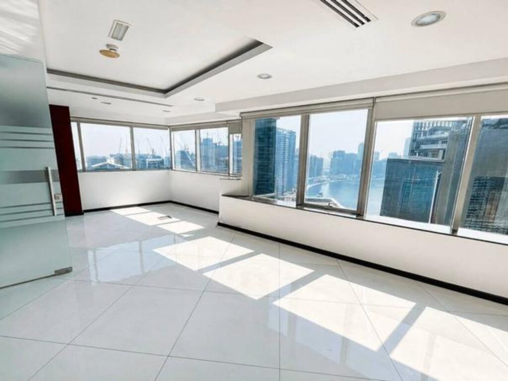 Office for Rent in Westburry Tower 1, Dubai - reception and layout