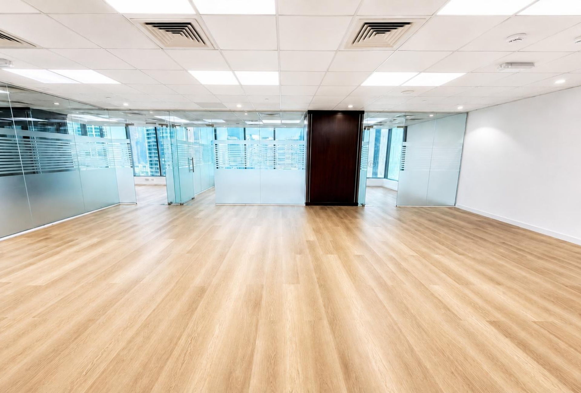 Spacious fully fitted office floor in Bayswater