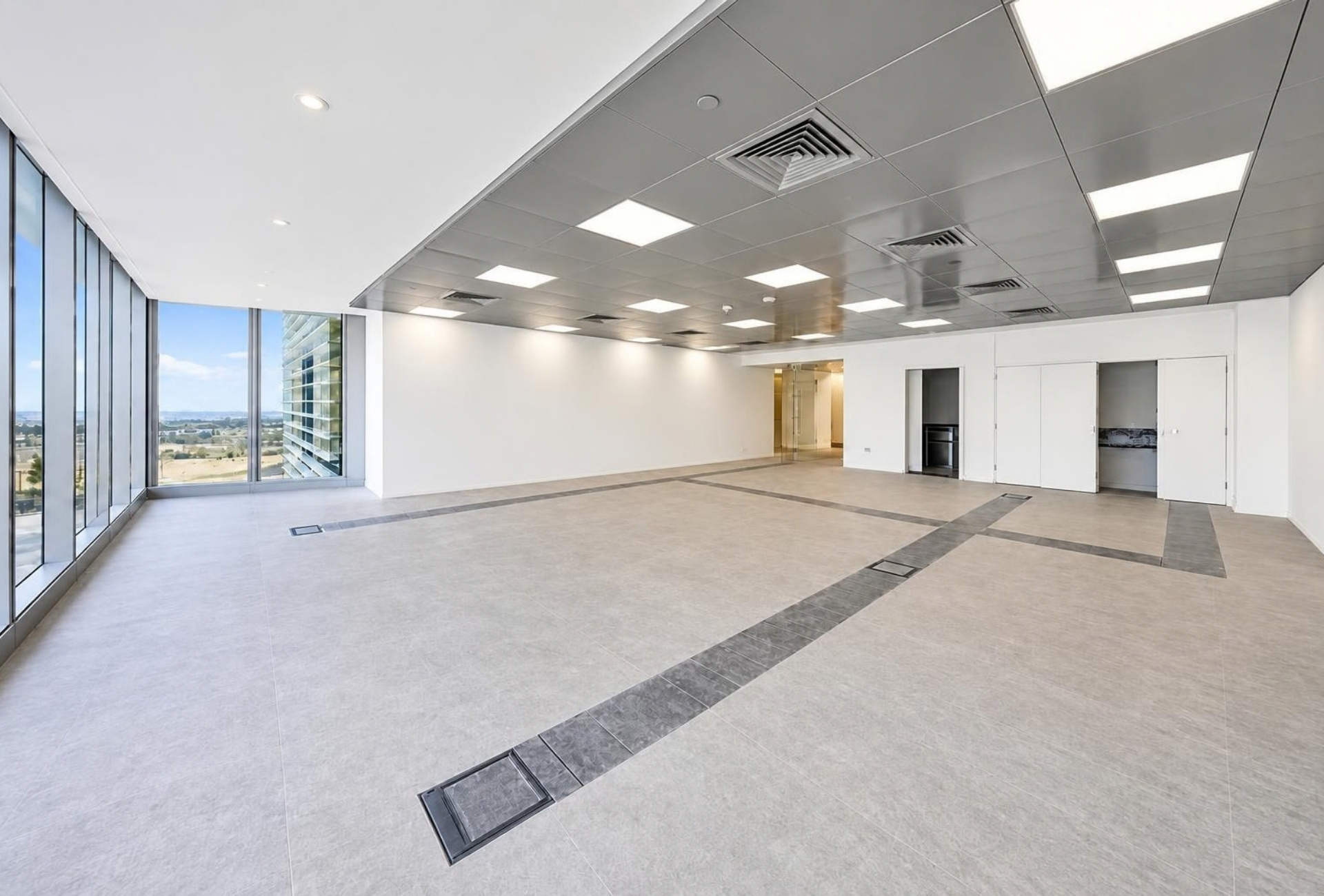 Shell and core office in Arenco Tower, Dubai Internet City – photo 4
