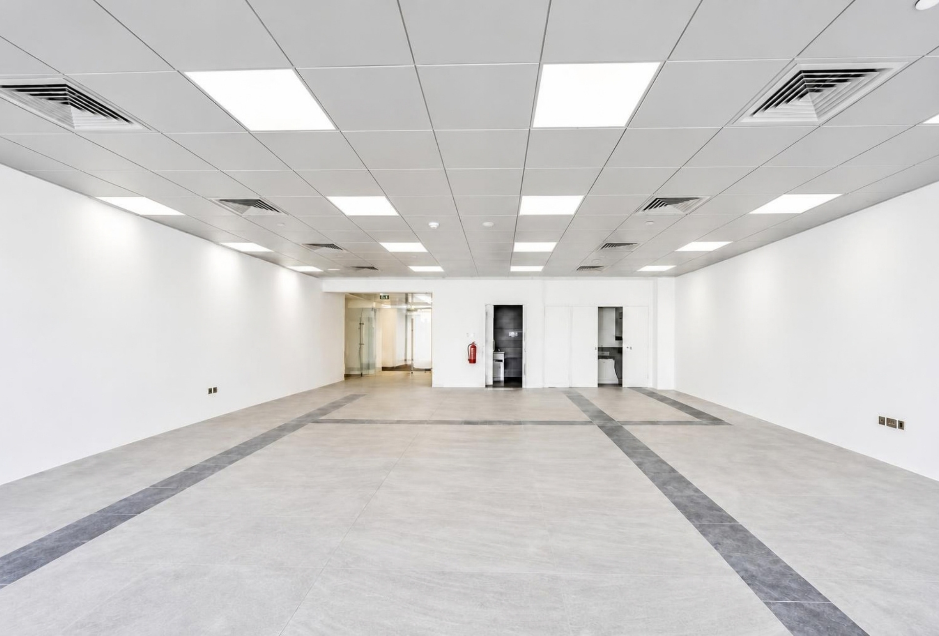 Shell and core office in Arenco Tower, Dubai Internet City – photo 5