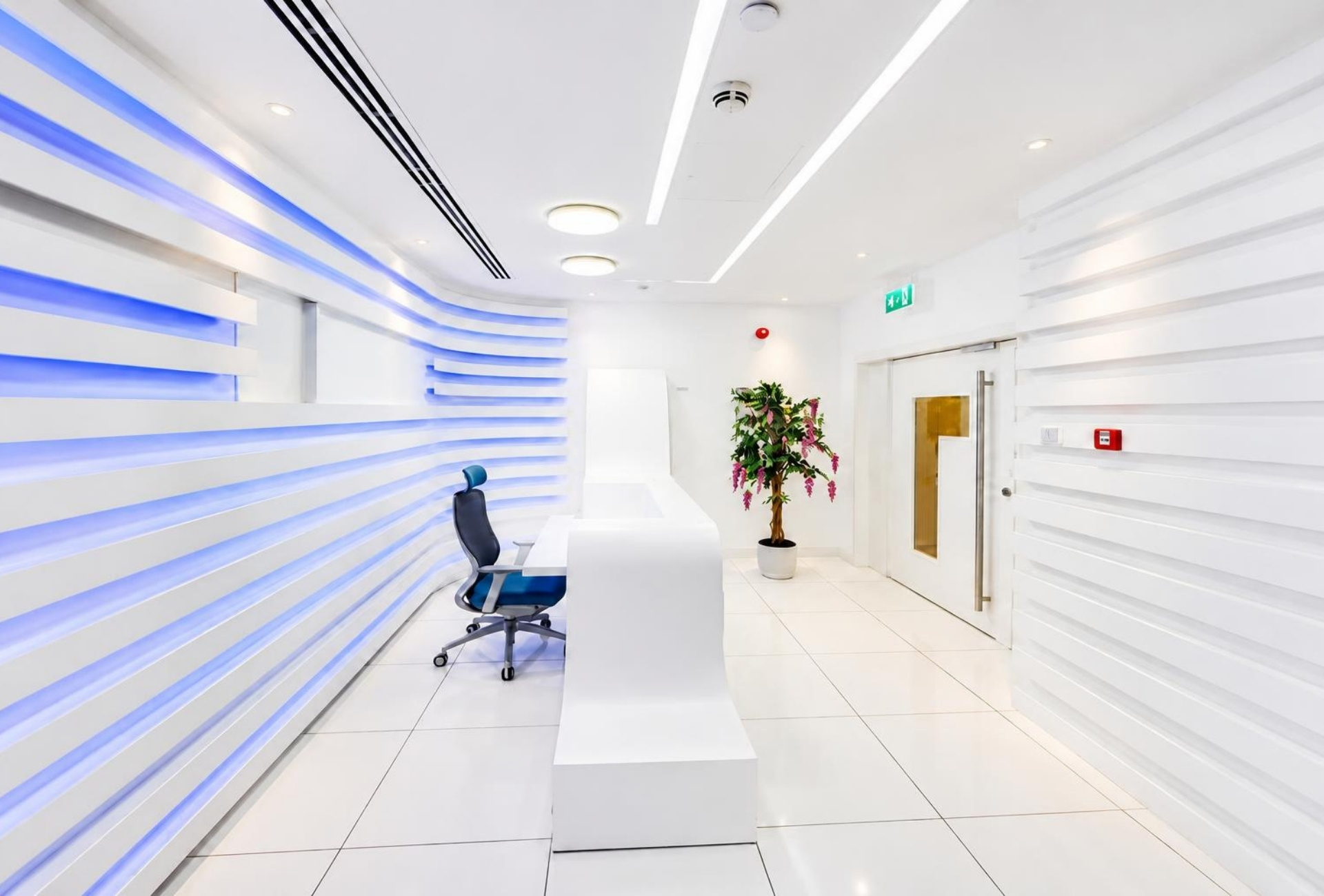 Office reception in Marina Plaza, Dubai Marina