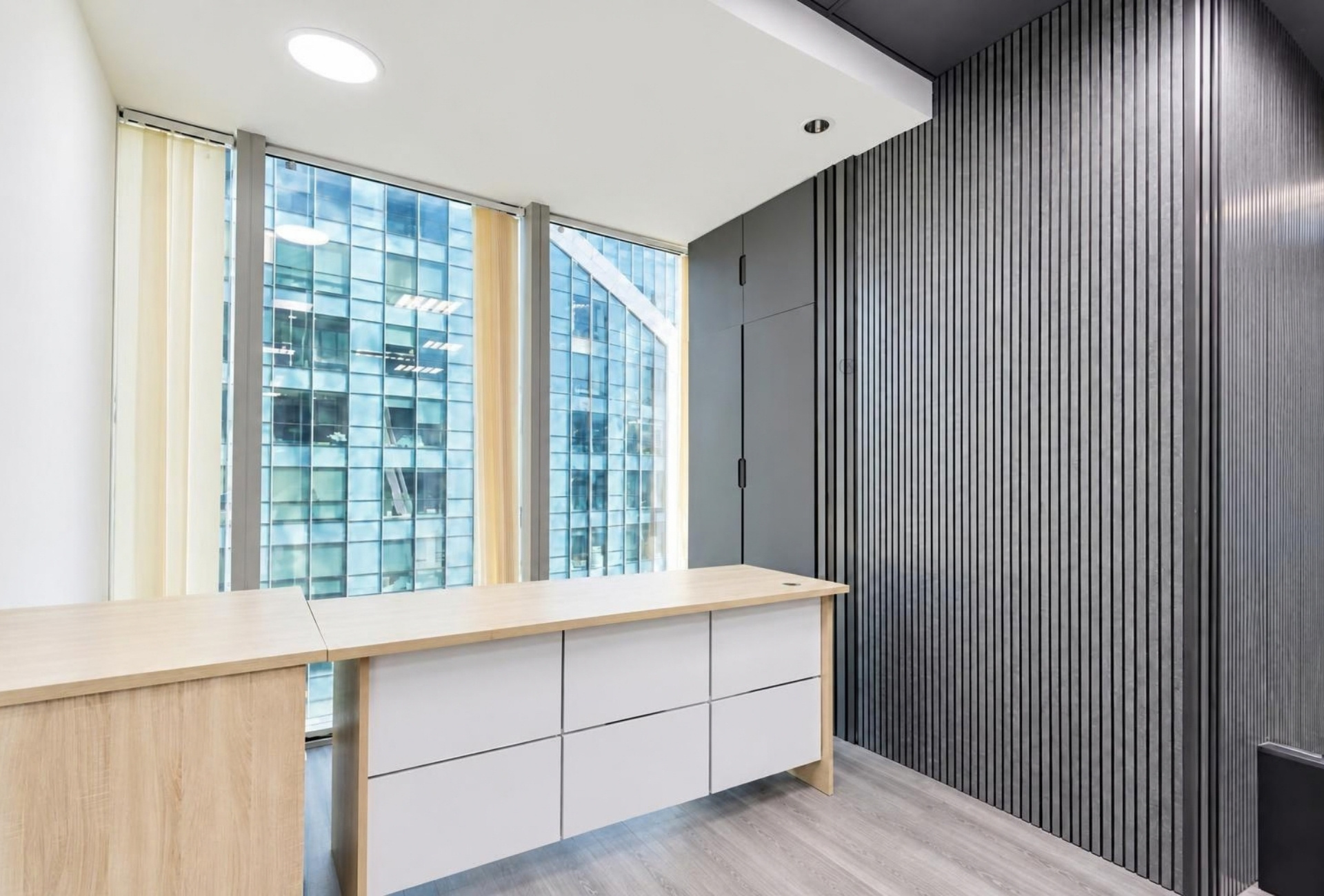 Furnished office interior in The Prism, Business Bay – photo 6