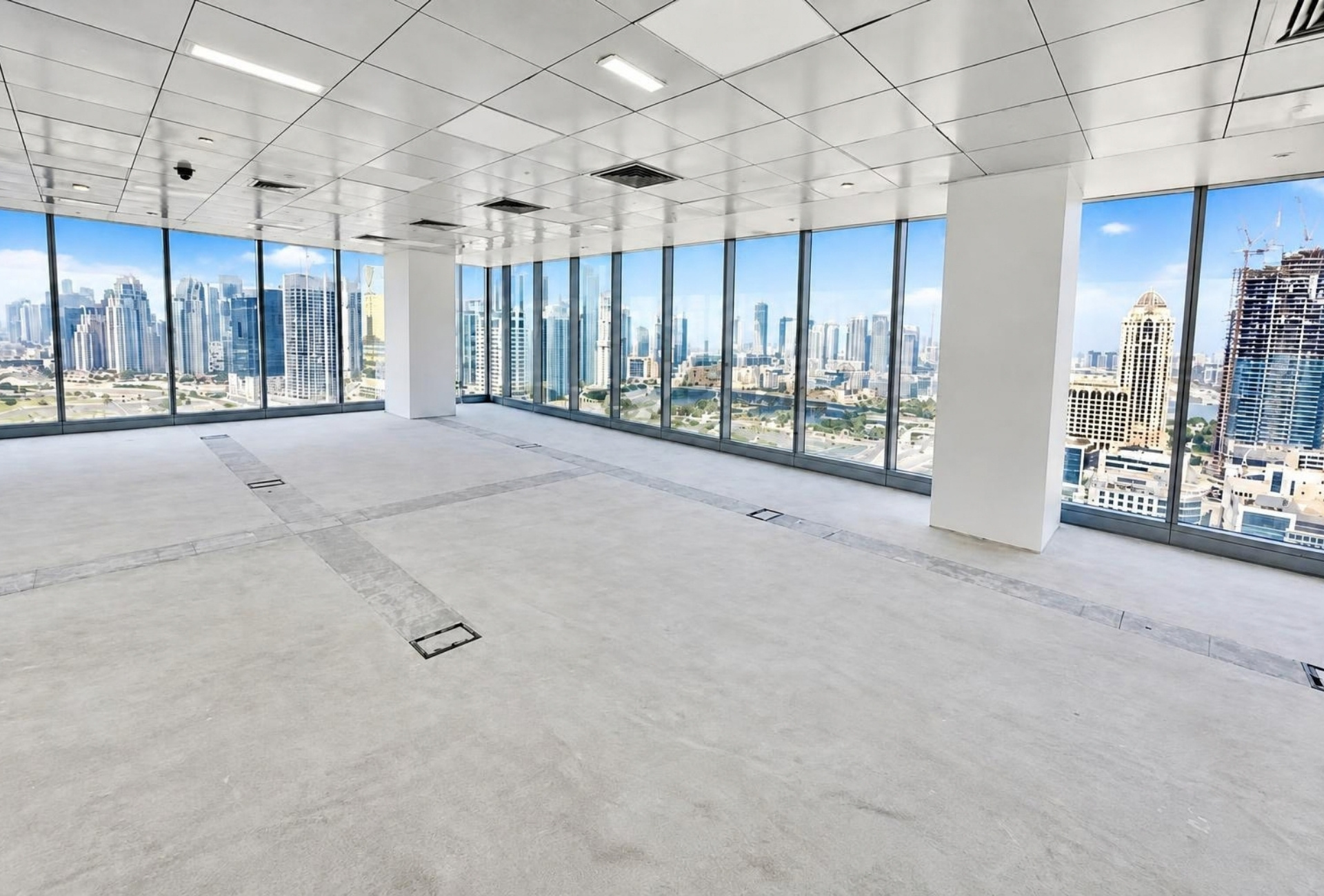 Panoramic view shell and core office in Arenco Tower, Dubai Internet City – photo 2