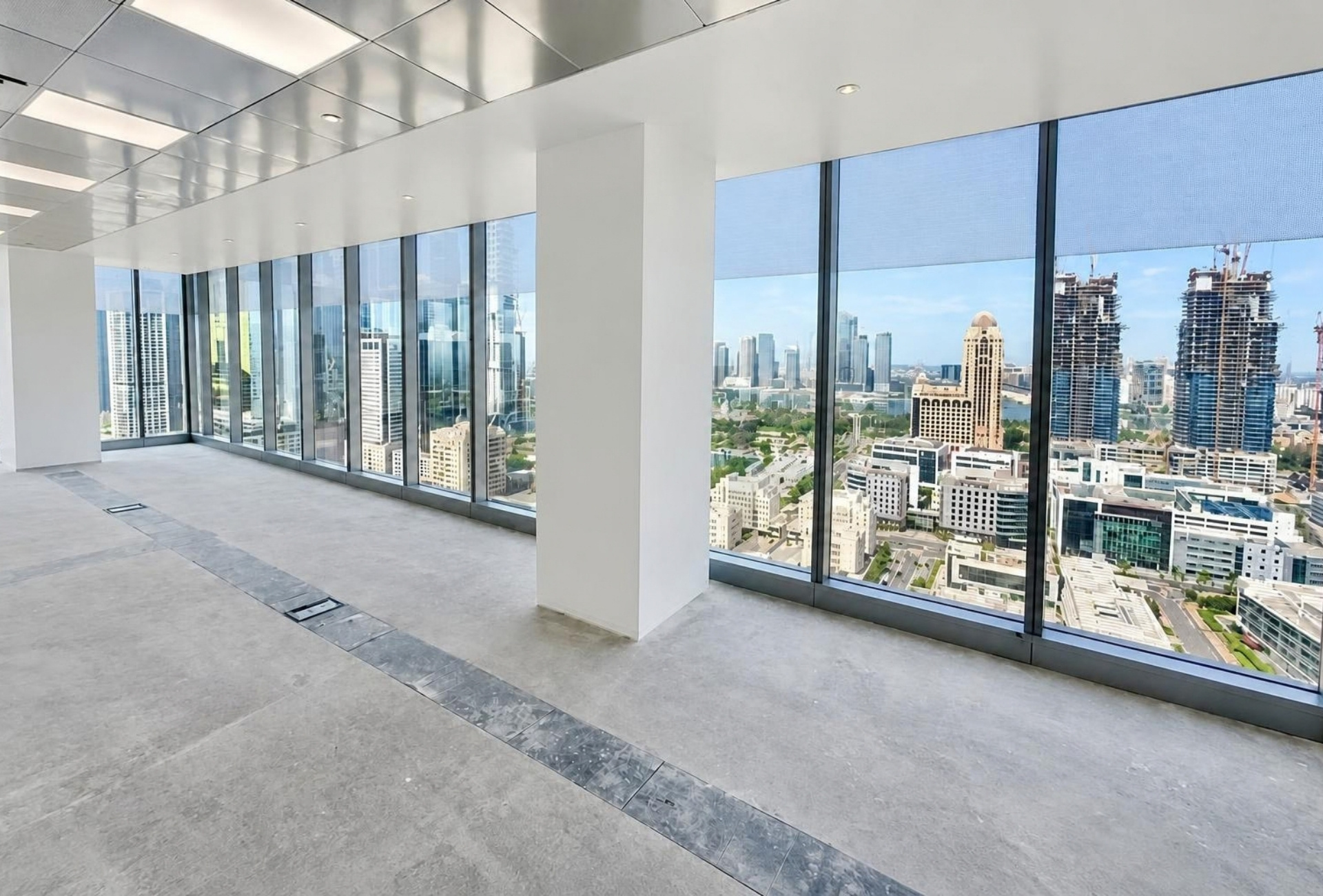 Panoramic view shell and core office in Arenco Tower, Dubai Internet City – photo 4