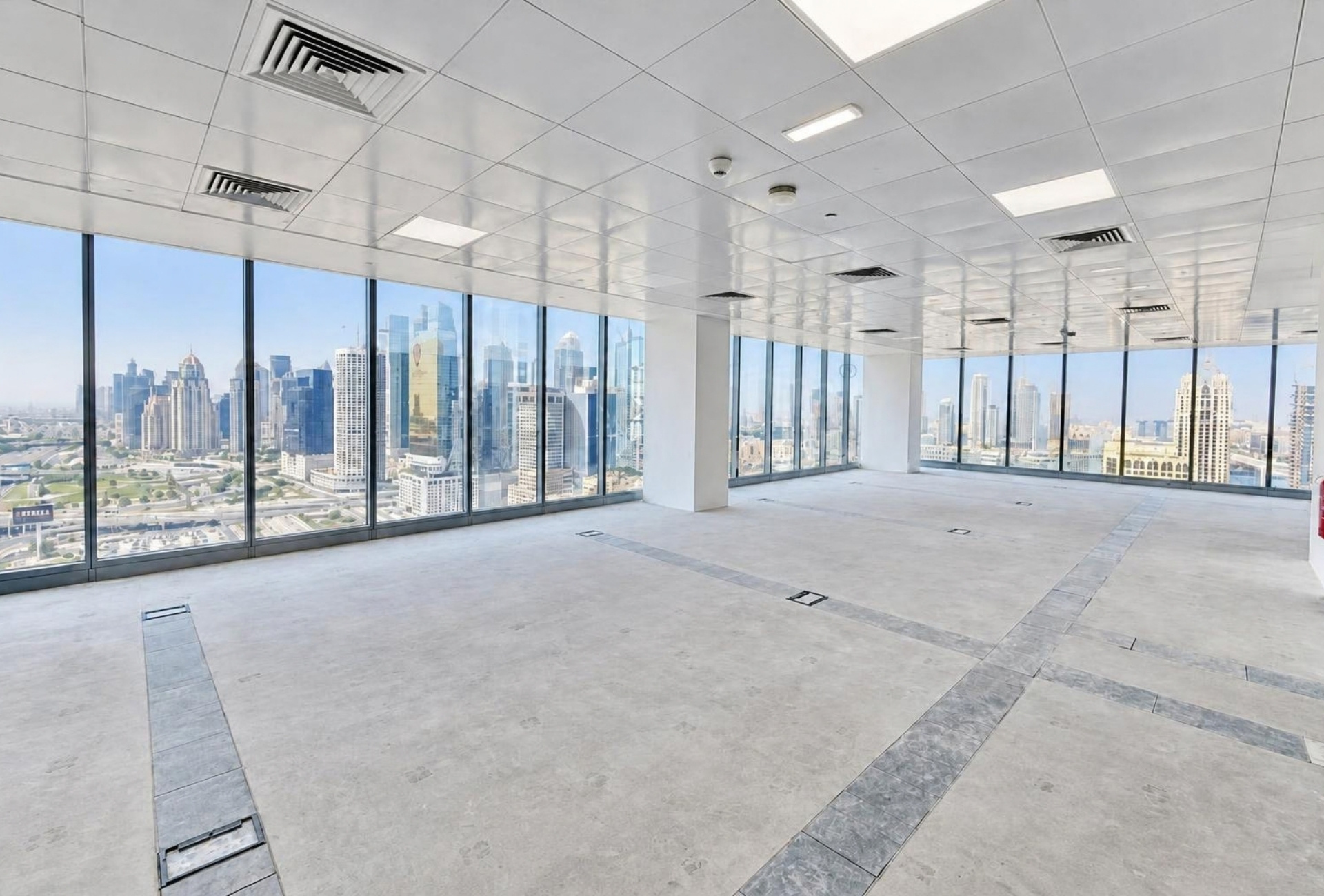 Panoramic view shell and core office in Arenco Tower, Dubai Internet City – photo 7